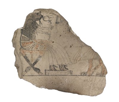 Ostracon en calcaire avec croquis humoristiques en encre rouge et noire - Egyptian 19th Dynasty